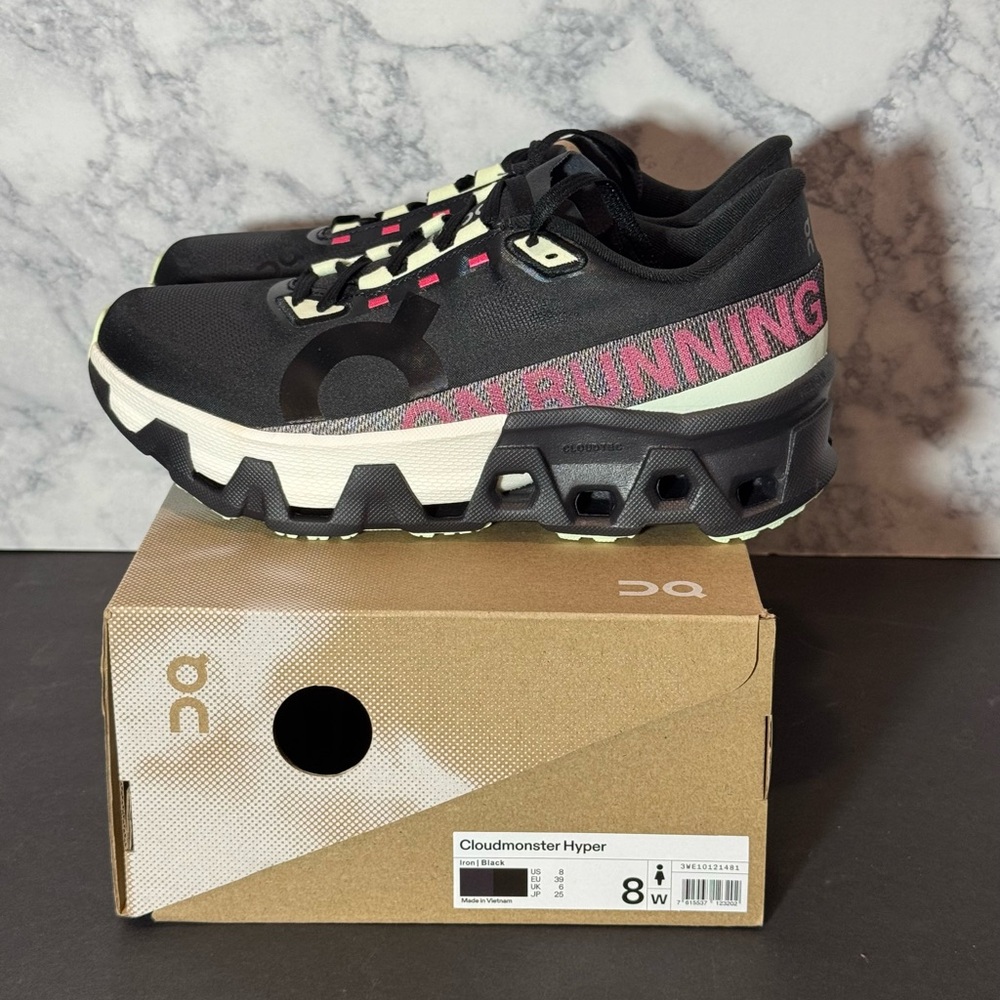 Women’s ON Cloudmonster Hyper black and pink sneakers